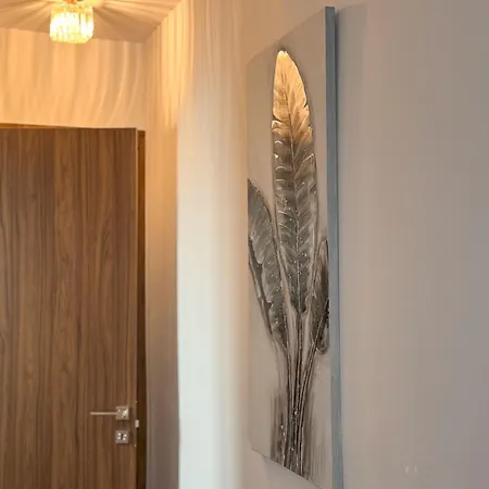 Opal Suites, St Julian's * San Ġiljan