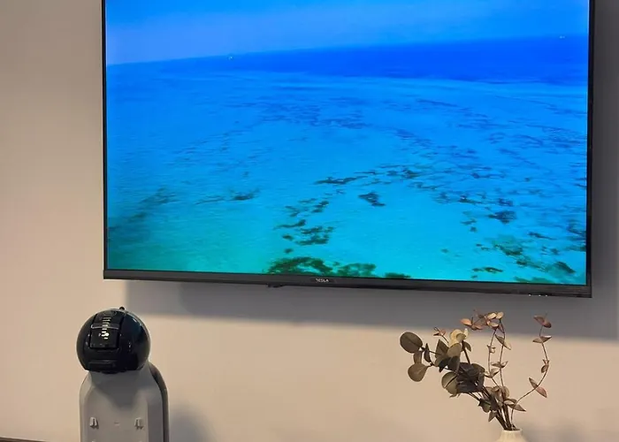 Opal Suites, St Julian's Apartman *