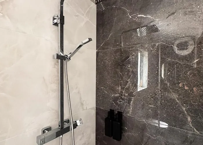 Opal Suites, St Julian's * San Ġiljan