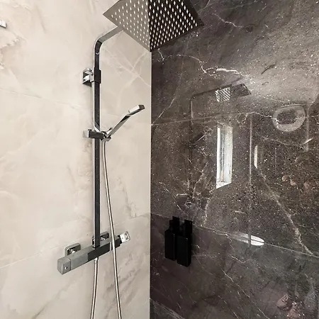 Opal Suites, St Julian's * San Ġiljan